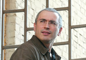 Прокуратура РФ считает, что Ходорковский похитил на 20 млн тонн нефти меньше, чем предполагалось
