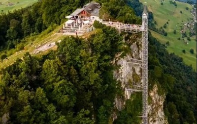 До облаков за 60 секунд: в Швейцарии работает самый высокий наружный лифт