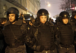 В Москве полиция стягивается к месту проведения митинга оппозиции