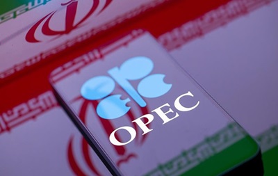 ОПЕК рекордно снизила добычу нефти