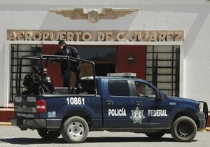 У консульства США в Мексике взорвали бомбу