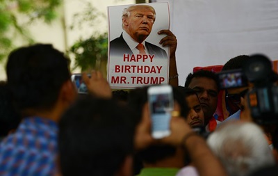 Спить на зустрічах і нервує. Здоров я Трампа у 80