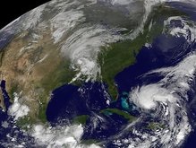 Время ураганов: Айк стал ураганом четвертой степени