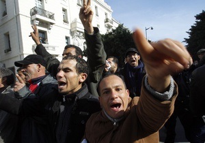В Тунисе распустили правившую при свергнутом президенте партию