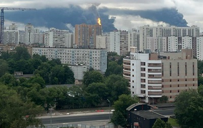 Москву и Ростовщину атаковали дроны: горят НПЗ