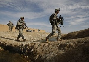 НАТО развивает наступление на позиции талибов в Афганистане