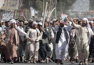 В Афганистане начались массовые протесты из-за расстрела мирных жителей солдатом США