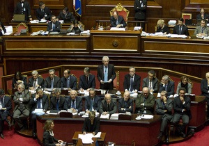 Сенат ответил на призыв премьера спасти Италию принятием плана жесткой экономии