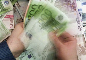Межбанк закрыл неделю снижением котировок по доллару и евро