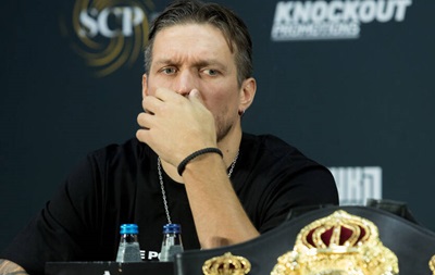 Россиянин стал полноценным чемпионом WBA после решения Усика