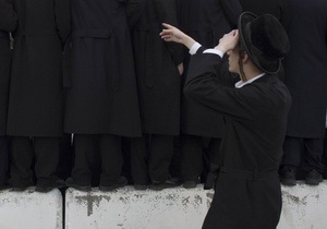 В Иерусалиме за осквернение мемориала жертвам Холокоста арестовали ортодоксальных иудеев