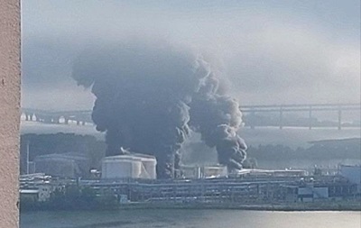 В Петербурге атака БПЛА, горит нефтяной терминал