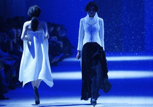 Владимир Подолян устроил снегопад на Ukrainian Fashion Week