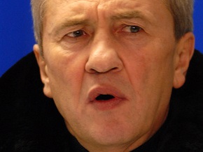 Секретариат Ющенко пригрозил Черновецкому отставкой