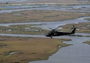 Нефтяные сгустки достигли дельты Миссисипи. BP приступает к установке защитного купола