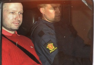 Адвокат норвежского стрелка подозревает, что его клиент невменяемый