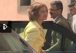 Королеву Испании освистала толпа - видео