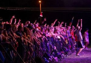 Крупнейший в Украине рок-фестиваль переезжает из-за убытков
