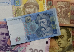 С банковских счетов украинцев за год украли более 100 миллионов