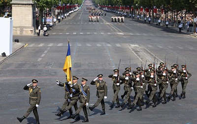 Марш по Парижу. ВСУ на параде во Франции