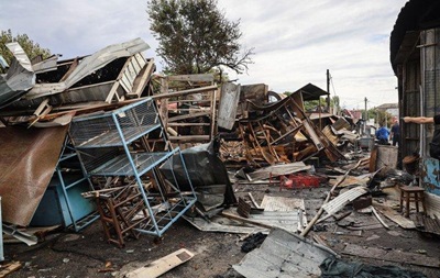 РФ атаковала рынок в Херсоне: есть жертва и раненые