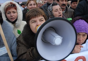 Во Львовской области предприниматели перекрыли международную трассу Киев - Чоп