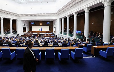 София одобрила размещение самолетов и военных США