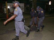 В Зимбабве прошли полицейские рейды в штабах оппозиции