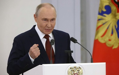 Кремль рассматривает введение  военного положения  - СМИ