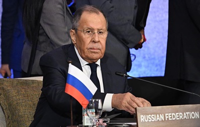 Лавров заявил об  ультиматуме  Запада по Украине