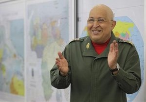 Глава МИД Венесуэлы: Чавес шутит и идет на поправку