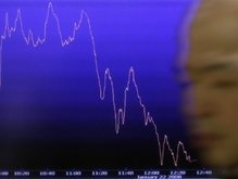 Нефть падает вслед за фондовыми рынками