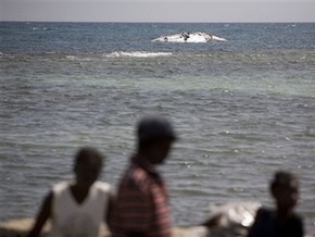 Жертвами крушения судна в Карибском море стали девять человек, более 120 спасены