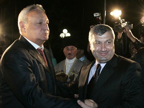 Президент Абхазии прибыл в столицу Южной Осетии