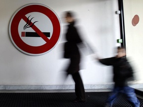 Запрет курения предотвращает сотни тысяч инфарктов в год