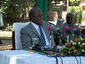 Президент Замбии распорядился выселить обезьян из своей резиденции