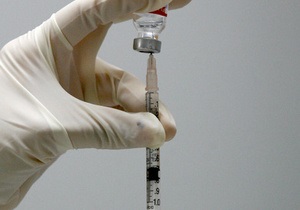 Французский фармацевтический гигант выпустит вакцину от прыщей