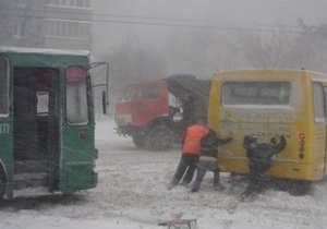 Одесса парализована: пытаясь добраться домой, водители бросали автомобили посреди улиц