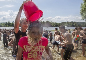 Вуди Аллен на пляже, вейкбординг, Global Gathering. Как провести выходные в Киеве