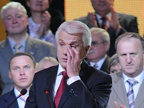 Литвин попросил ЦИК зарегистрировать его кандидатом в президенты