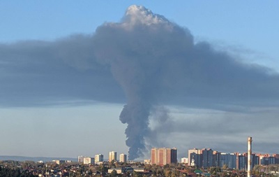 Генштаб подтвердил поражение двух НПЗ в России