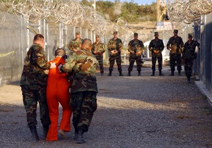 Обама запретил ввозить узников тюрьмы Гуантанамо в США