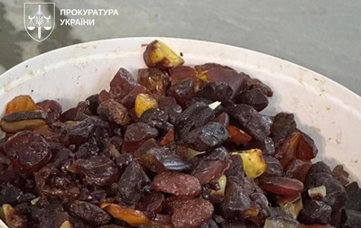 В Україні викрили масштабну контрабанду бурштину