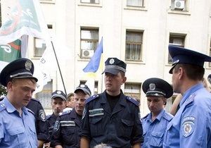 Киевские милиционеры приступили к изучению английского языка