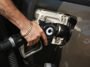 АМКУ возбудил дело по факту резкого роста цен на бензин