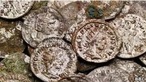 В городе Бат найдено 30 тысяч римских монет
