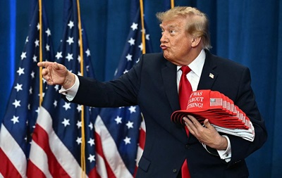 Трамп: США ничего не получили за помощь Украине