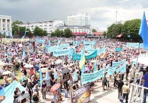 новости Крыма - крымские татары - Участники митинга памяти депортации крымских татар требуют немедленной отставки Могилева