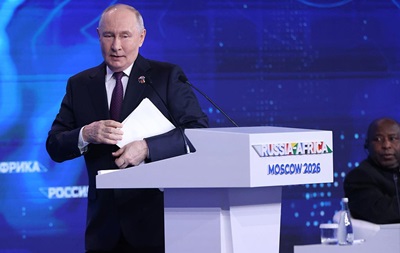 Путин заявил о  тесных контактах  с Маском