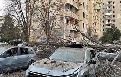 РФ влучила в багатоповерхівку Кременчука: є загиблі